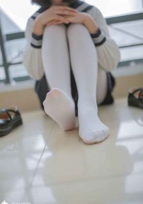 裴总每天都想父凭子贵