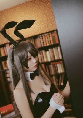 强欲司教和忧郁魔人的实力比较