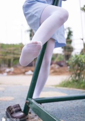 女囚