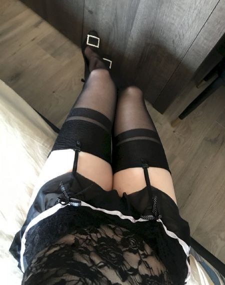 女教师免费观看
